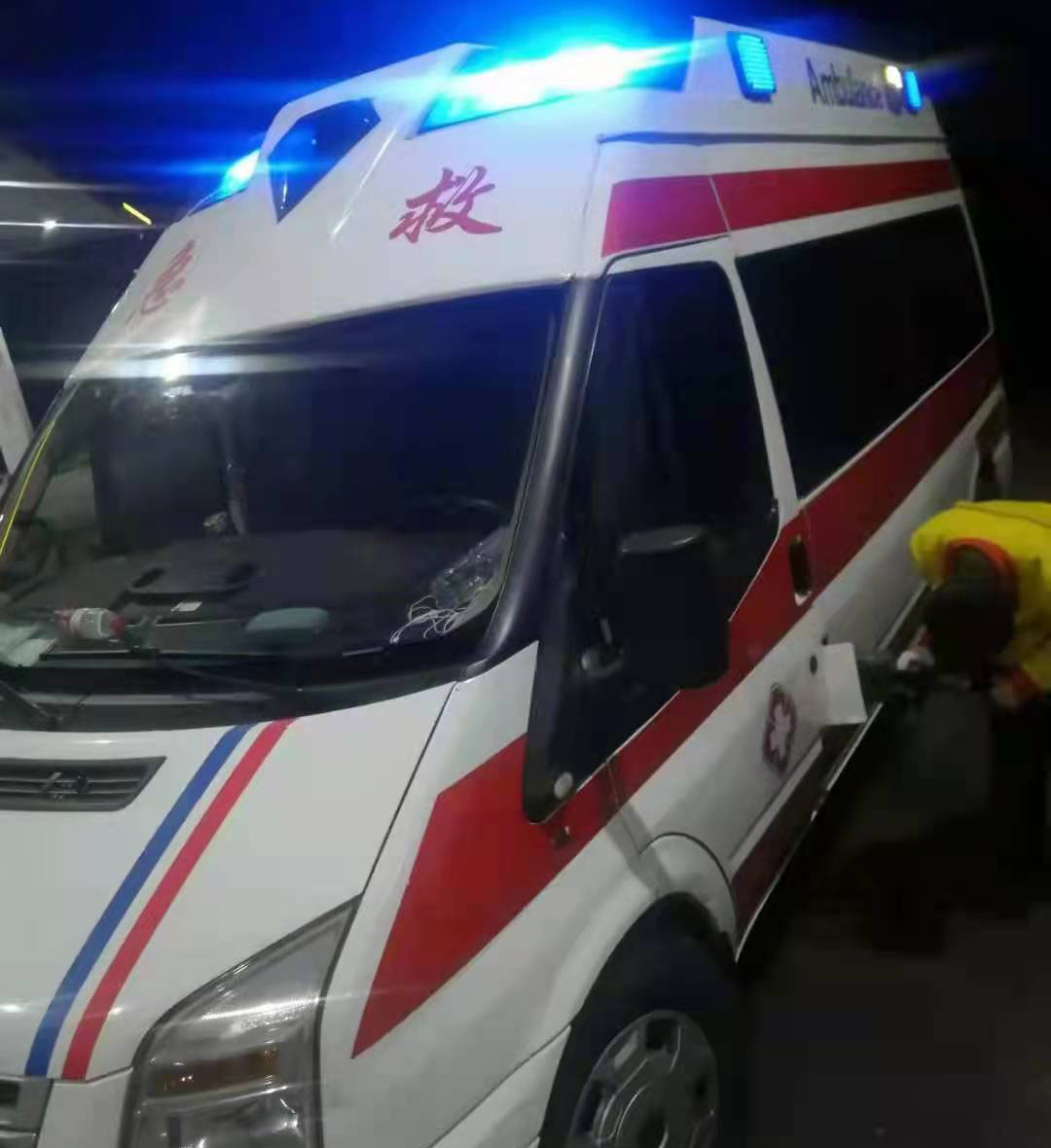 博罗县专业救护车出租